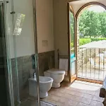Historic With Pool In Umbrian Hills Сasa de vacaciones *