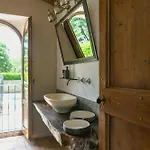 Historic With Pool In Umbrian Hills Сasa de vacaciones Umbertide