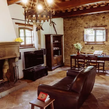 Vakantiehuis Historic With Pool In Umbrian Hills