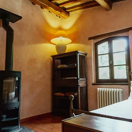 Historic With Pool In Umbrian Hills Prázdninový dům *