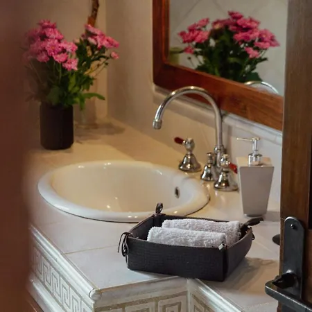 Historic With Pool In Umbrian Hills